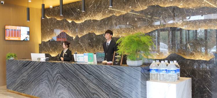 菲漫精选酒店(赤峰高铁站店)图片