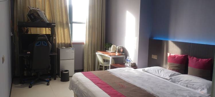 木剑电竞酒店(新郑华信学院店)图片