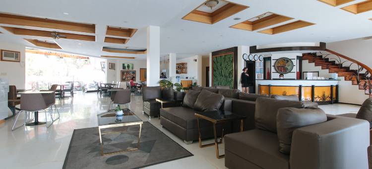红多兹高级酒店@赫罗那打拉尼克酒店(RedDoorz Premium @ Nick Hotel Gerona Tarlac)图片