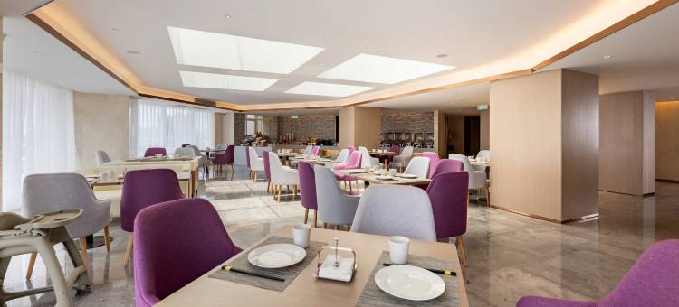 麗枫酒店(北海高铁站宁春城购物广场店)图片