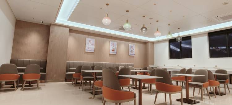 绿色奕飞酒店(深圳光明高级中学新庄地铁站店)图片