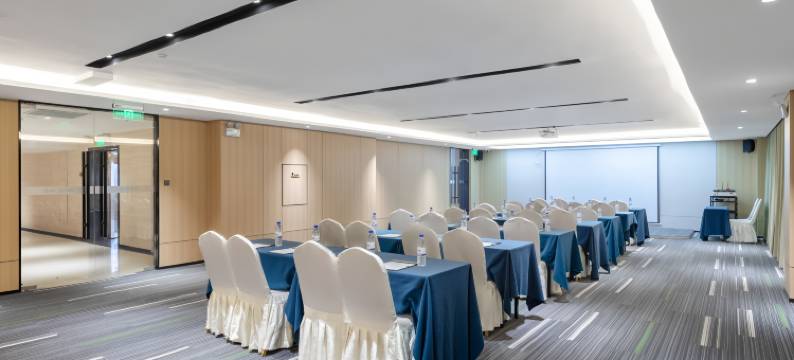 竞放电竞酒店(贵阳喷水池师大店)图片