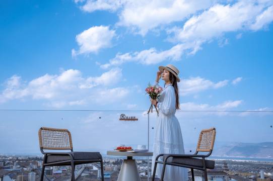 AuraVilla·煊府｜苍海间·私享花园奢简美墅(大理古城店)图片