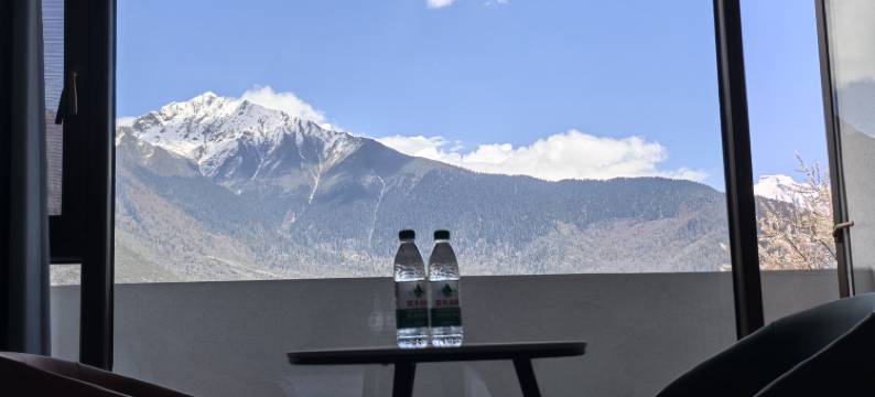 观峰居酒店(索松村店)图片