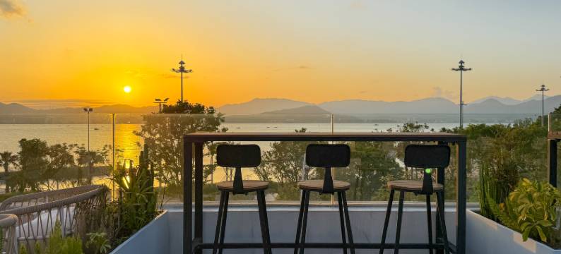 深圳乐潮本悦滨海居酒店(杨梅坑桔钓沙店)图片