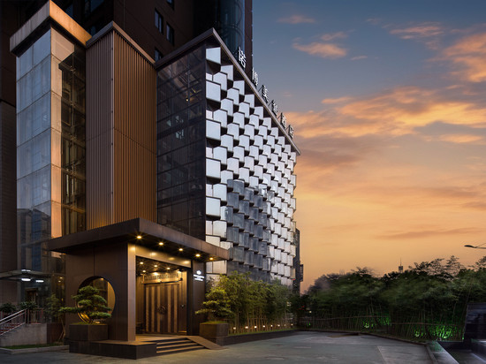 长沙诺博美誉酒店(长沙高铁南站长沙大道地铁站店)