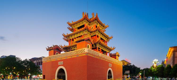 中卫鼓楼步行街亚朵酒店图片