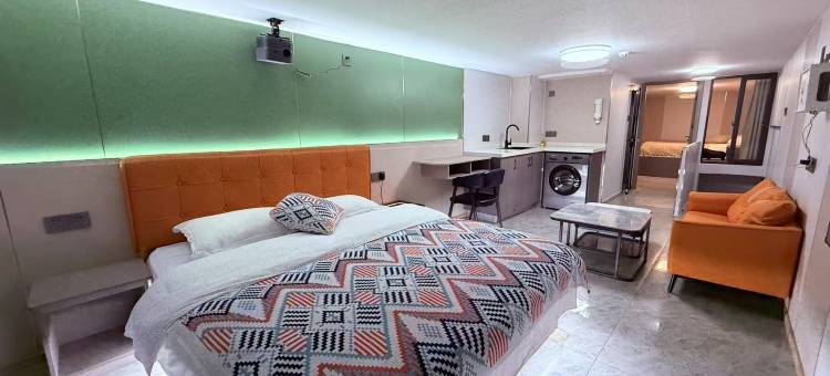 舒然影院民宿(福州火车南站胪雷地铁站店)图片