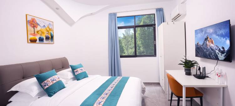 清辉云舍·LiveHouse星空露台花园美墅(顺峰山公园清晖园店)图片