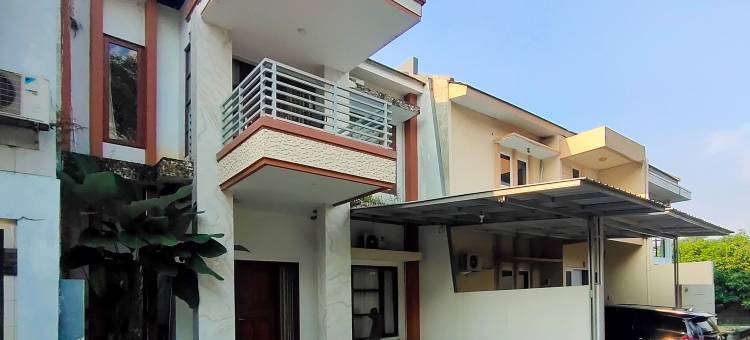 INNCA - 赛马兰加的雅提迪里别墅(INNCA Jatidiri Villa, Semarang)图片