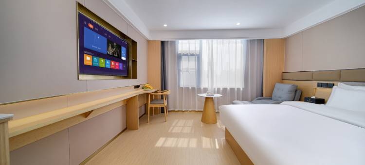 丽呈轻界酒店(梁山水泊南路店)图片