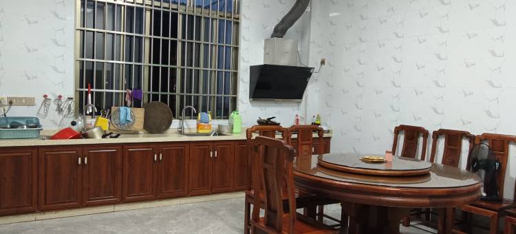 东兴阅海酒店(万尾金滩店)图片
