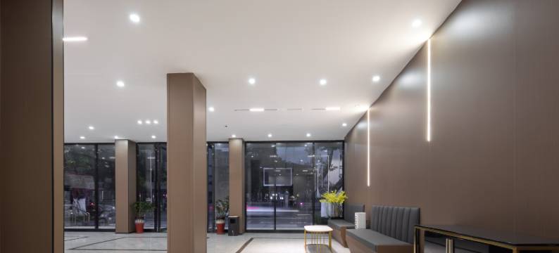 柒月酒店(保亭七仙广场店)图片