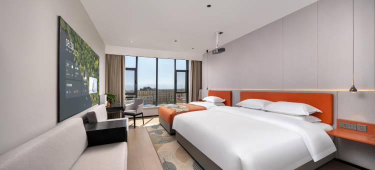 奥斯顿国际酒店(昭苏人民政府天马湖公园店)图片