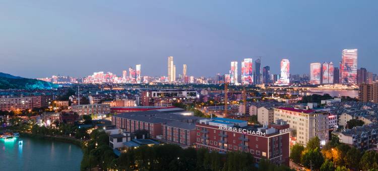 宜尚酒店(长沙岳麓山阜埠河地铁站店)图片