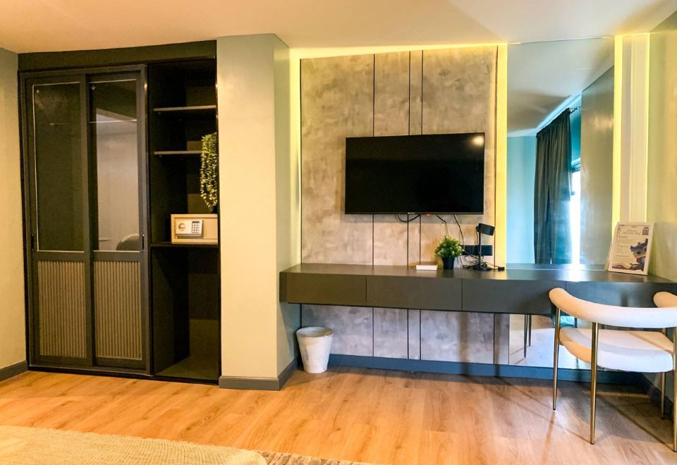 Tuscany Basic Urban StayHotel Overview