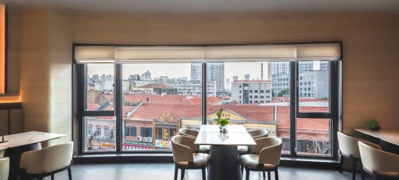 青岛栈桥中山路亚朵酒店图片