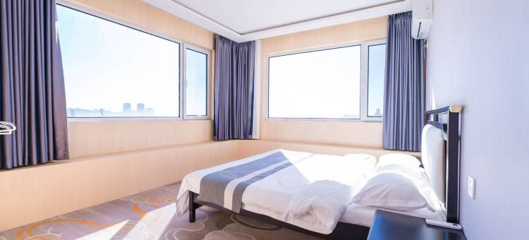 如家派柏·云酒店(丹东鸭绿江断桥景区丹东站店)图片