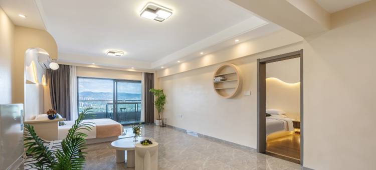 溪盼高空江景美宿图片