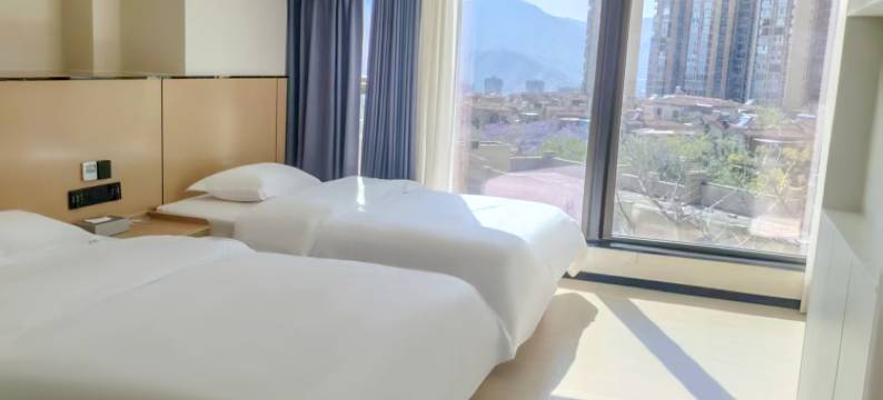 云瑞酒店(攀枝花小石潭公园店)图片