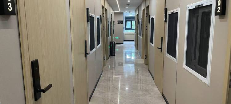 莯鎷青旅酒店(北京国贸建国门地铁站店)图片