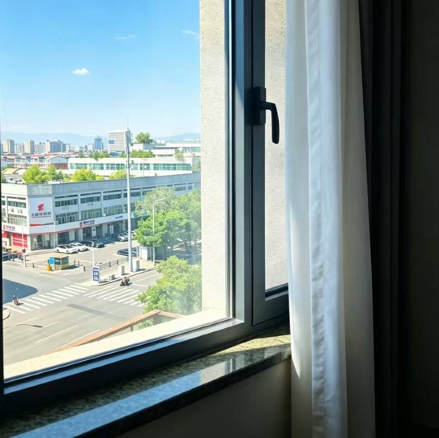 锦颐酒店(呼和浩特工业大学店)图片