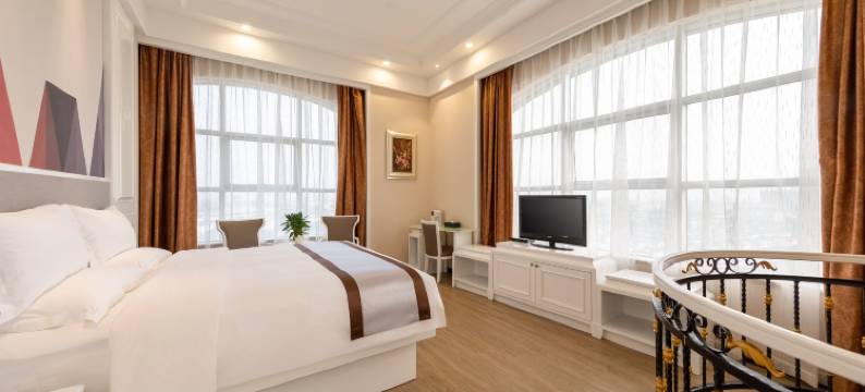 柏曼酒店(广州番禺桥南奥园广场店)图片