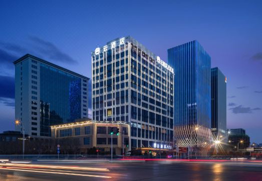 云酒店（邯郸高铁东站万象滙店）外景图