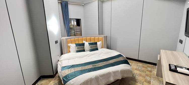 如家华驿酒店(南京三江学院春江路地铁站店)图片