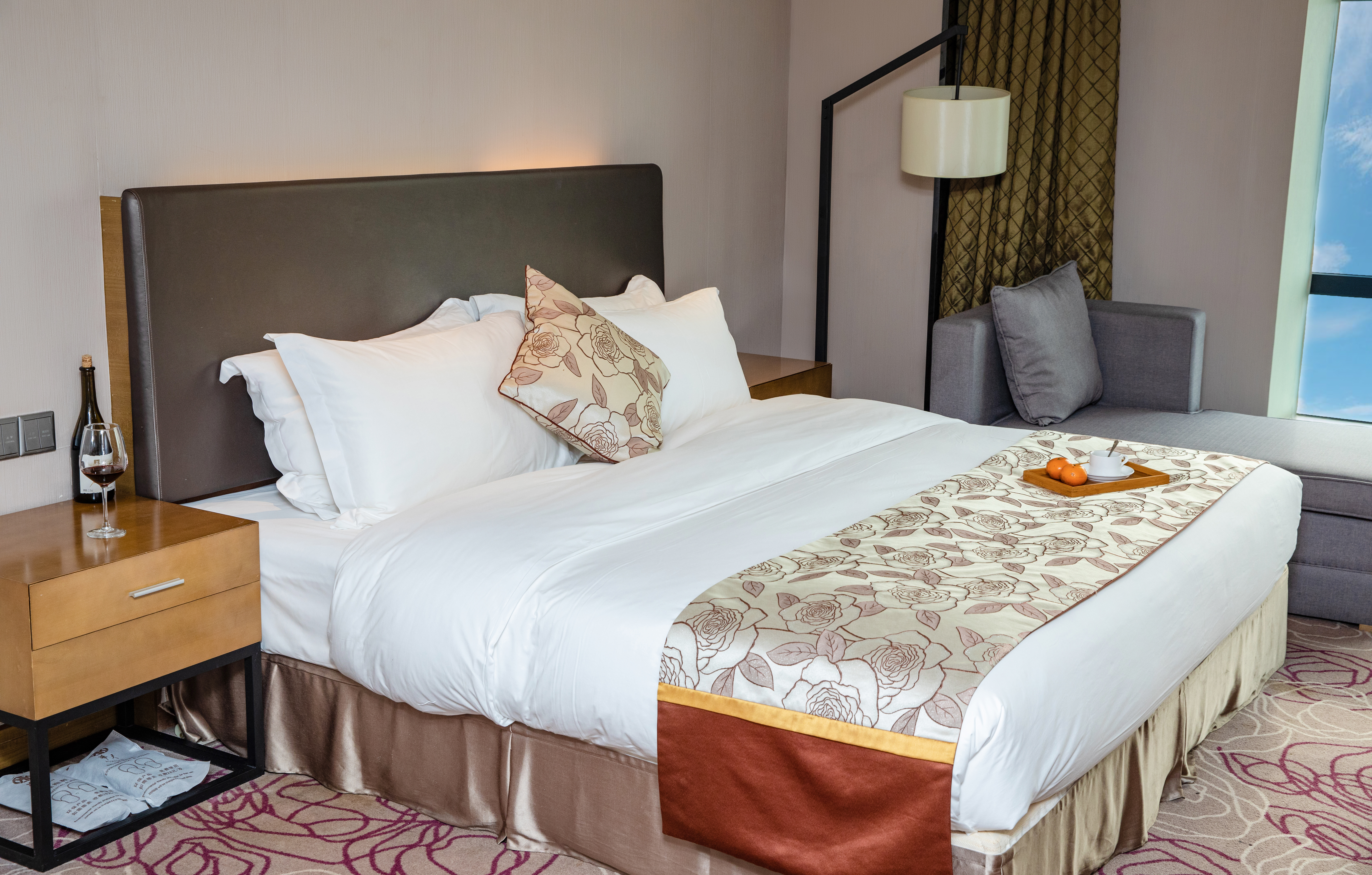 Huatian HotelOver view