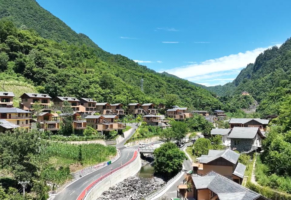 四方碑·野奢酒店外景图