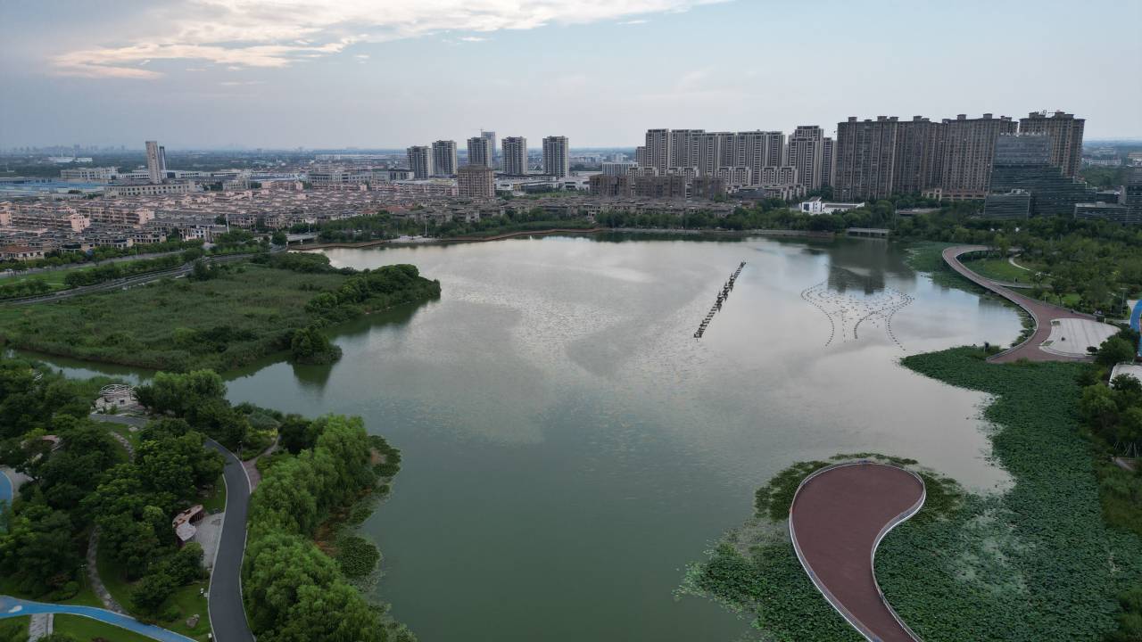 湖州六月民宿(水晶晶公园店)图片