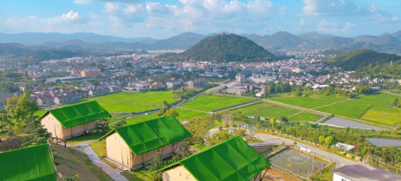 云山野·轻奢帐篷露营地图片