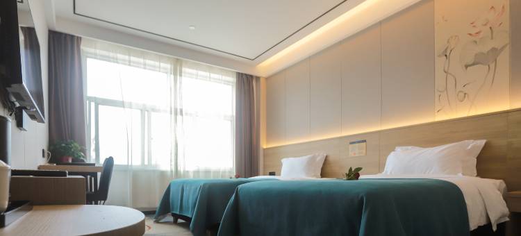 范县天悦风雅酒店(大丰国际商场欧尚时代广场店)图片