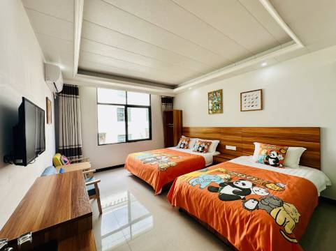 天堂寨七彩假日民宿