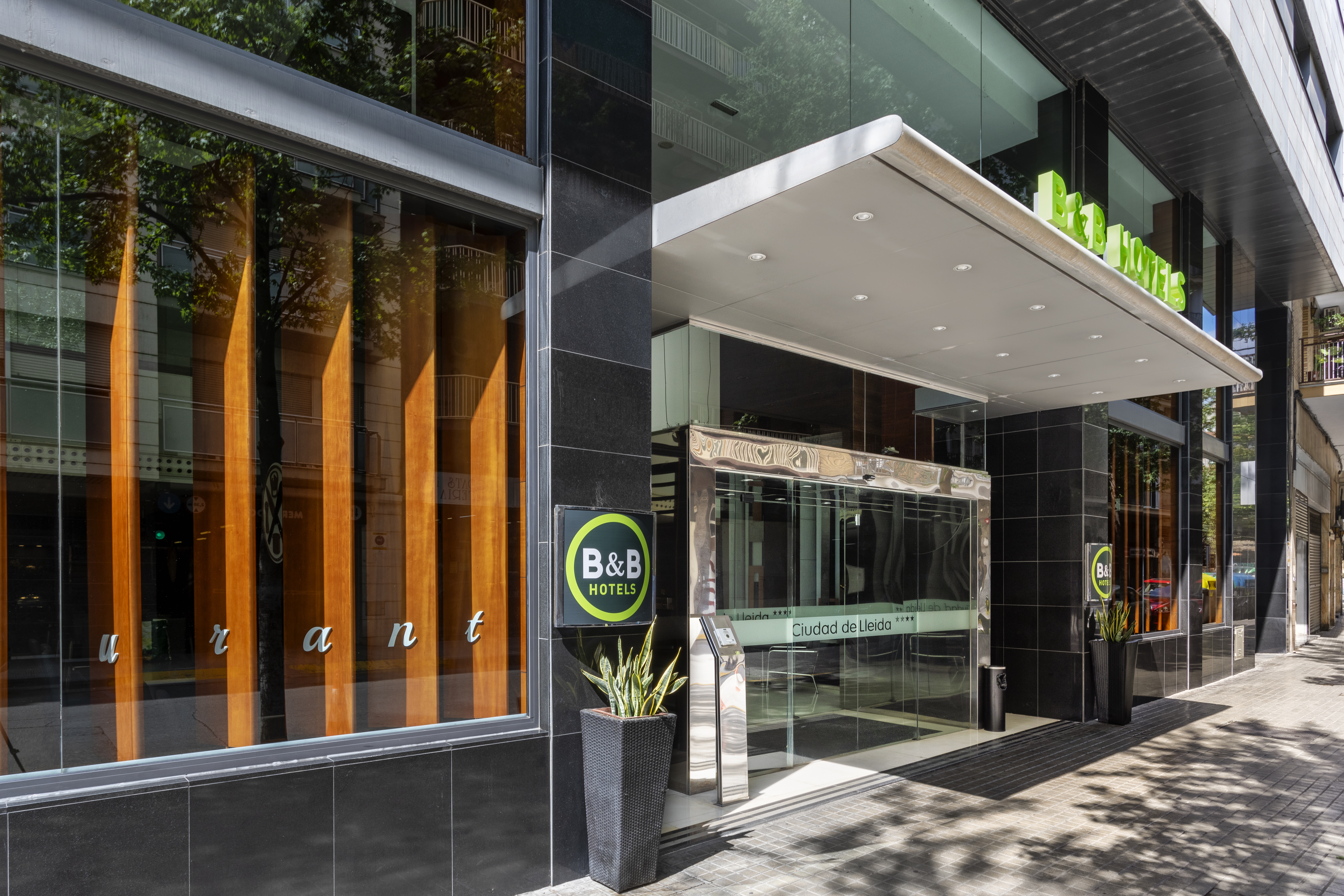 B&B HOTEL Ciudad de LleidaOver view