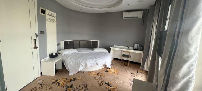 寿县布叮主题酒店图片