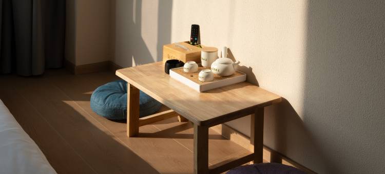 龙猫精灵酒店(合肥高铁南站罍街夜市广场店)图片