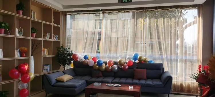 岱青海蓝智选酒店图片