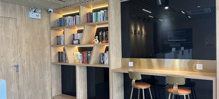 如家华驿酒店(济南唐冶融创文旅城店)图片