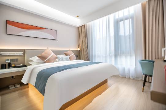 泸西县金峰酒店(锦辉广场店)