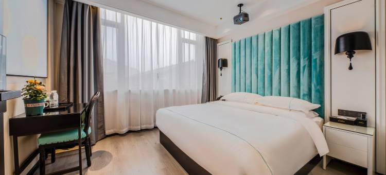 浠岸Deluxe酒店(广丰月兔广场店)图片