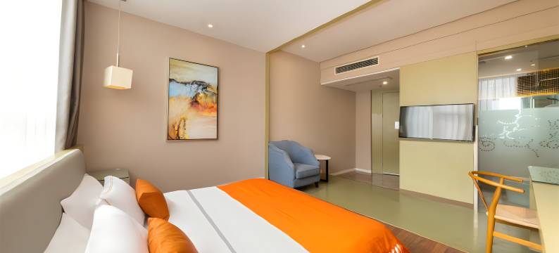 由里尚雅智慧酒店(自贡汽车客运总站第四人民医院店)图片