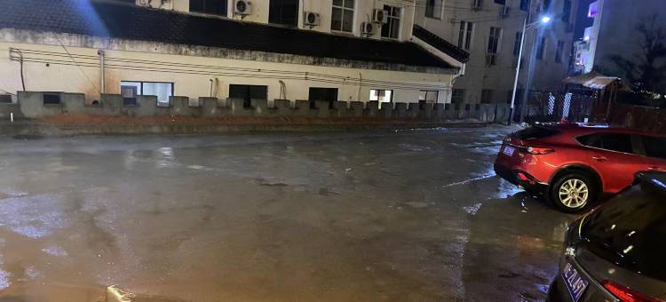 悦庐民宿(婺源高铁站弦高西湖凼文旅街区店)图片