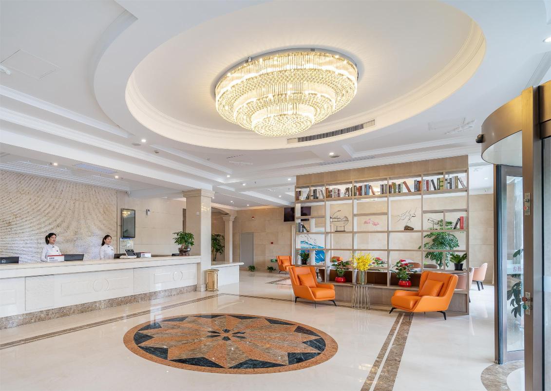 Rezen Select  Shanghai International Resort Over view