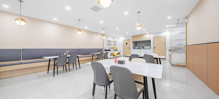 艺选安來酒店(鹤壁高铁东站鹿台阁店)图片