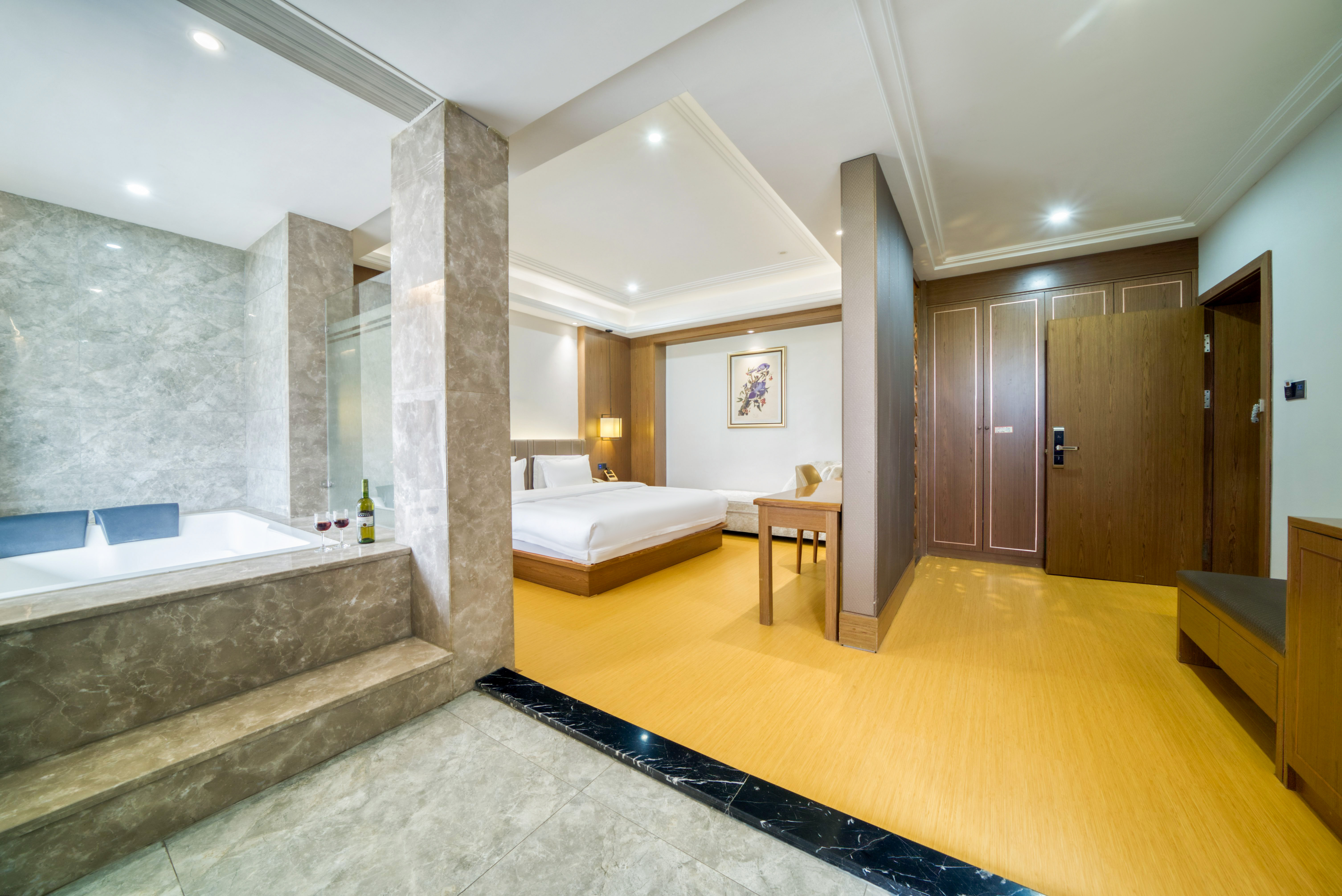 Jueyou Garden Hotel Over view