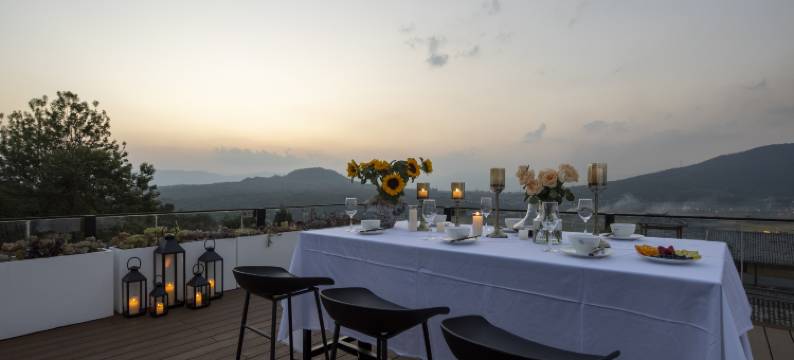 山屿居温泉客栈(和顺古镇店)图片