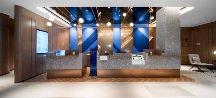 上海浦江联航路地铁站智选假日酒店图片