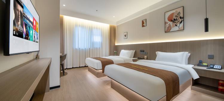 华遇酒店(西安钟楼地铁站回民街店)图片